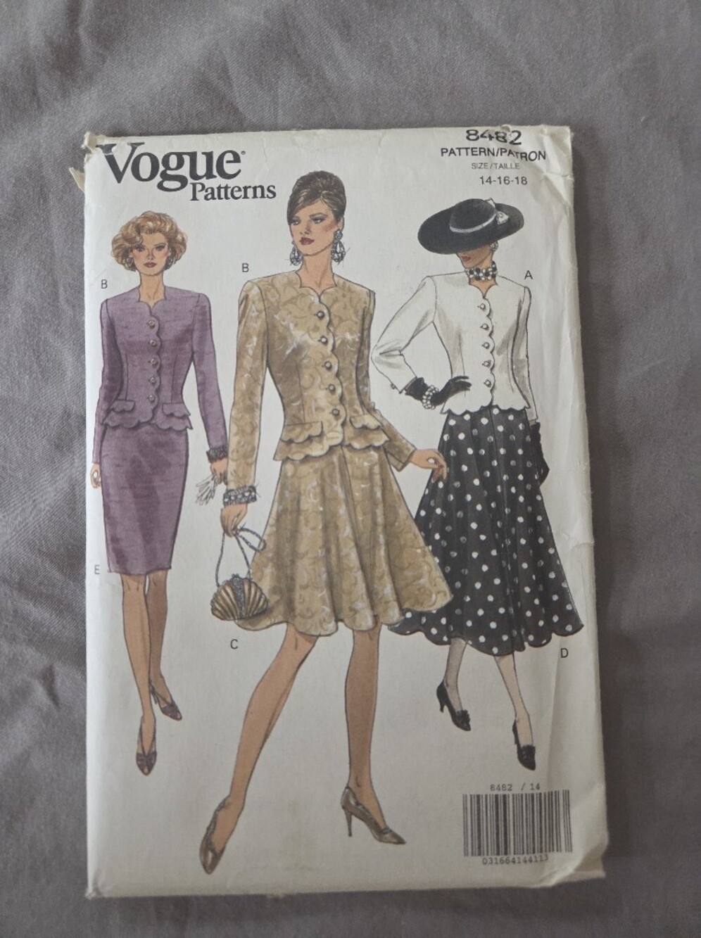 Vogue Patterns 8482 Misses' Top & Skirt Sewing Pattern Size 14-16-18